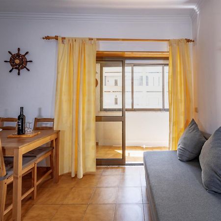 Cozy Apartment Near The Beach In Costa De Caparica Dış mekan fotoğraf