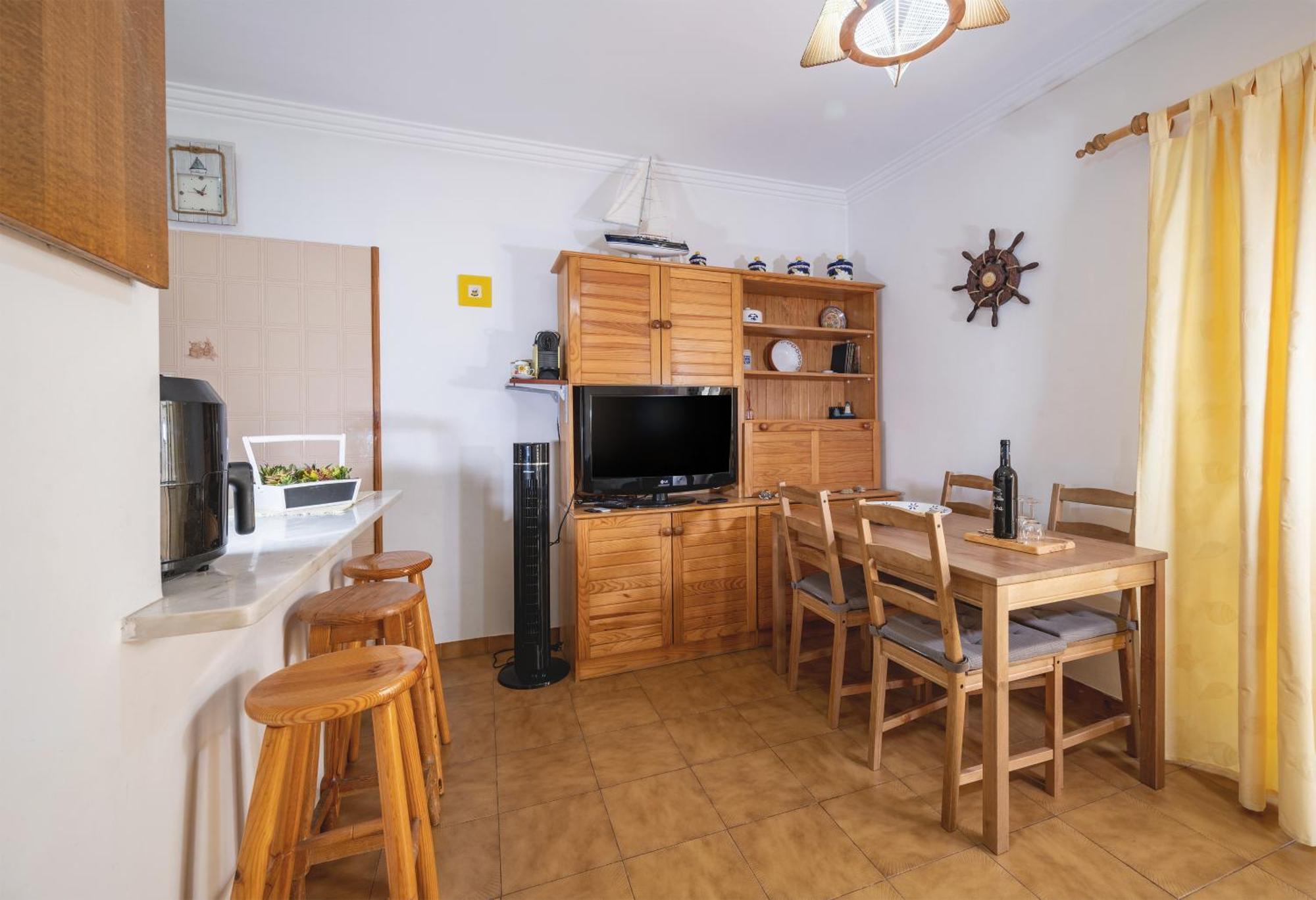 Cozy Apartment Near The Beach In Costa De Caparica Dış mekan fotoğraf