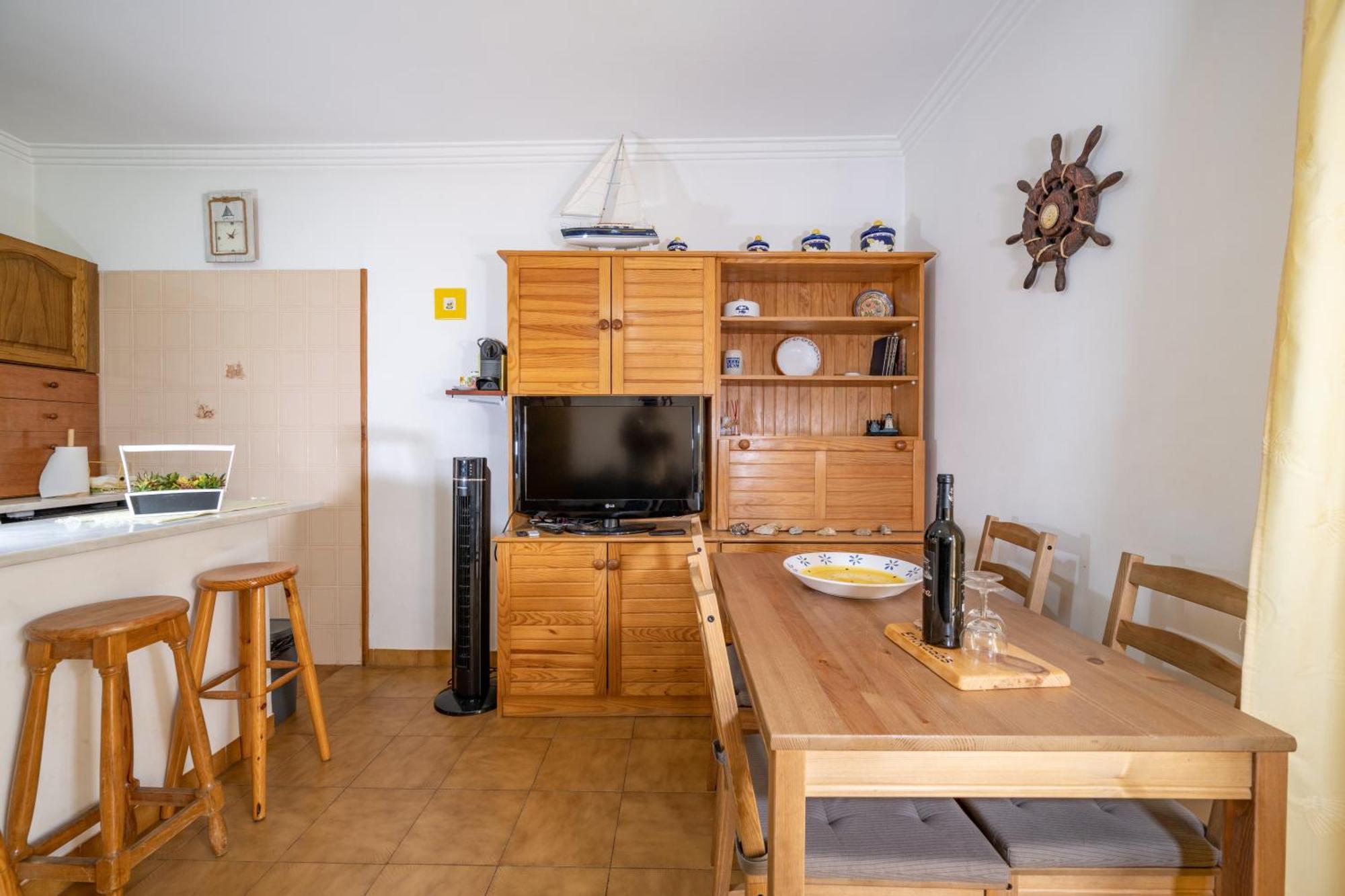 Cozy Apartment Near The Beach In Costa De Caparica Dış mekan fotoğraf